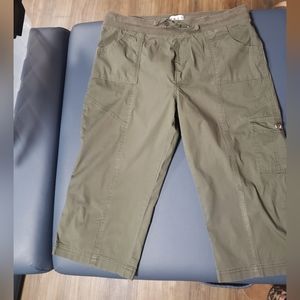 Dash Cotton Cargo Capri
